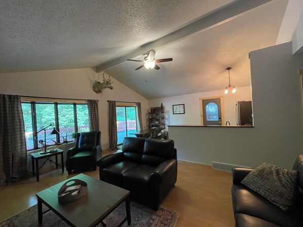 Téléviseur connecté, foyer