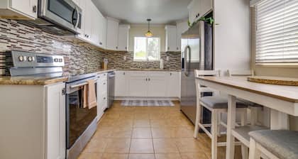 17 Mi to Lake Tahoe: Carson City Home w/ Yard