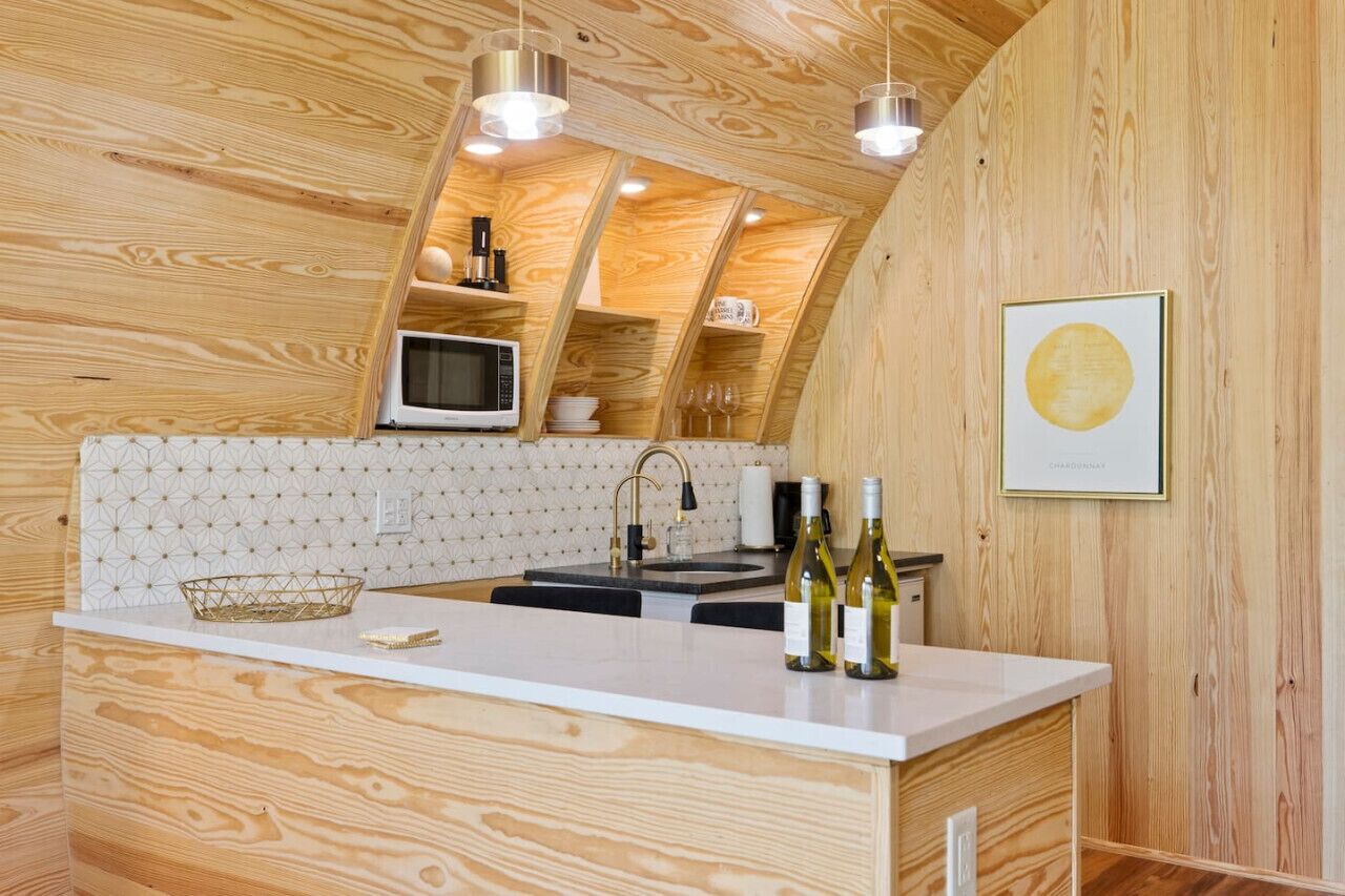 Microwave, coffee/tea maker, cookware/dishes/utensils