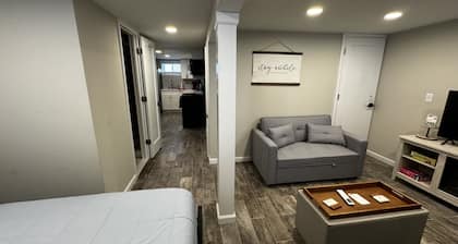 Cozy New Apartment in North Massapequa