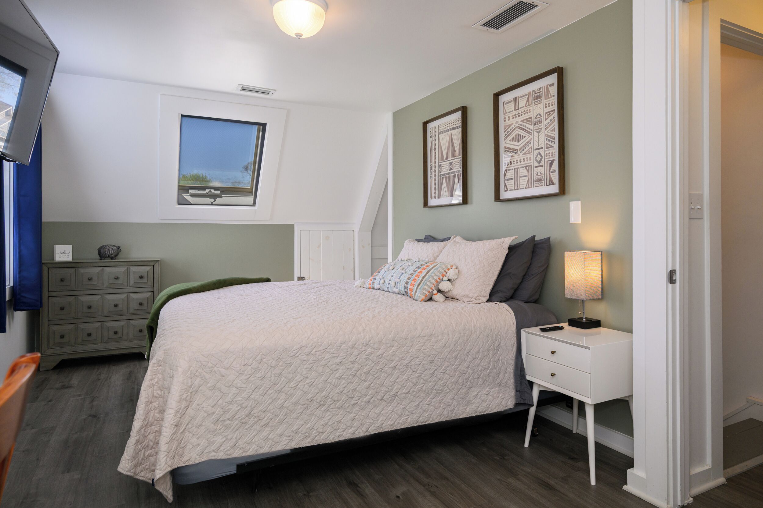 2 chambres, bureau, fer et planche à repasser, Wi-Fi gratuit