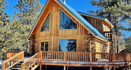 A cozy log cabin in the Rockies! Close to Buena Vista or daytrip to Breckenridge