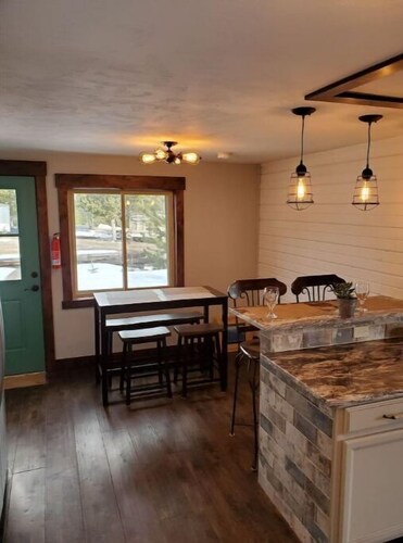 Cozy Blackhawk Cabin