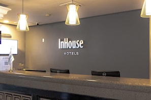 Reception - InHouse Hotel Obregón (Cajeme)