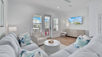 Smart TV, video games