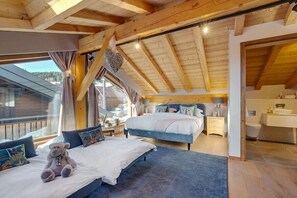 4 bedrooms, iron/ironing board, free WiFi, bed sheets - Chalet Abeille 12 Guests • Hot Tub • Free Ski Bus (Les Gets)