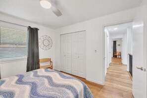 3 Schlafzimmer, Reisekinderbett, kostenloses WLAN, Bettwäsche
