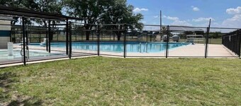 Comfy casa Duplex by Southside Lions