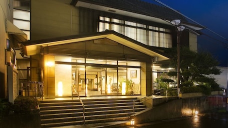 Exterior detail. Kishuu Minabe Onsen Restaurant and Yado Asahiro