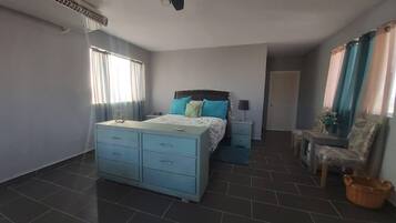 Loft Deluxe | 1 habitación, decoración personalizada y muebles diferentes