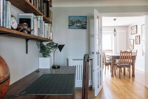 Dining - Spacious & Central 2BD House - Brighton! (Brighton and Hove)
