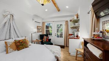 1 chambre, fer et planche à repasser, Wi-Fi gratuit, draps fournis