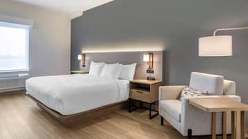 Habitación estándar, 1 cama de matrimonio grande | Ropa de cama de alta calidad y escritorio