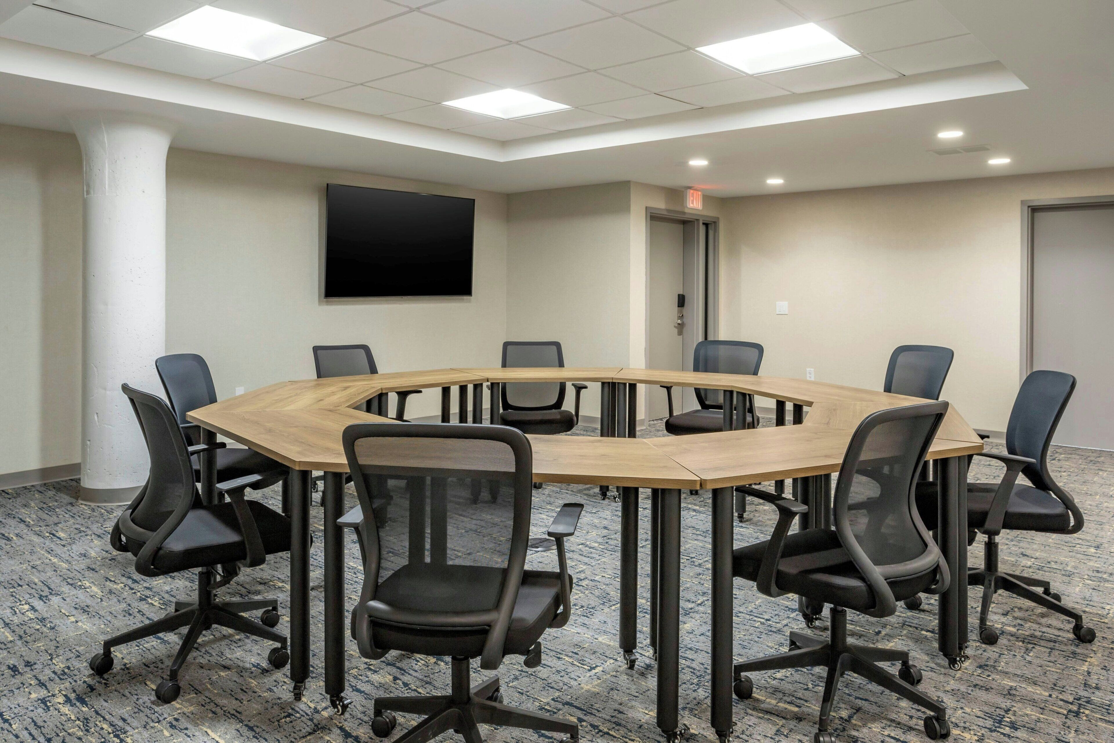 Foto - Comfort Inn & Suites Newark Liberty International Airport