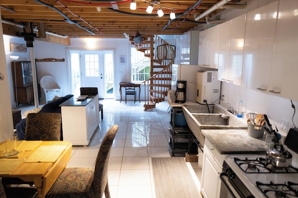 Frigorífic, microones, forn i placa de cuina