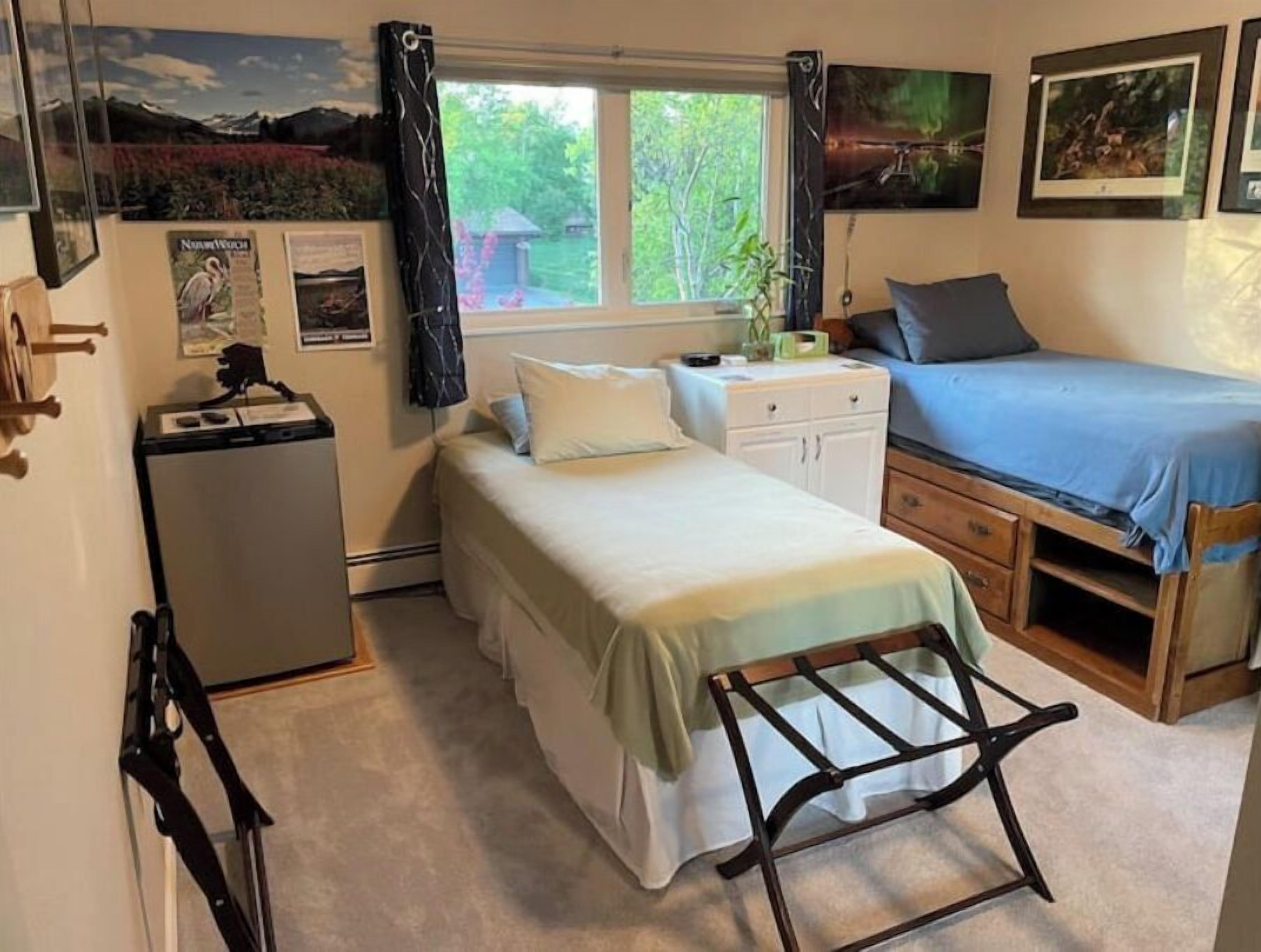 Private peaceful home with a twin room for rent
