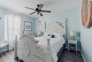 2 bedrooms, iron/ironing board, travel cot, free WiFi