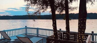 Gorgeous Lake House -Sunkissed on Gantt Lake