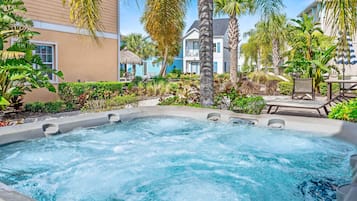 House (4 Bedrooms) | Front of property