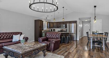 Rustic Retreat 3bdr/2bath
Home in Boiling Springs