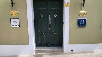 Fachada del alojamiento