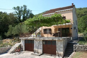 Apartment, Smoking | 2 bedrooms - Apartments Marin - 40 m From sea (Ston)