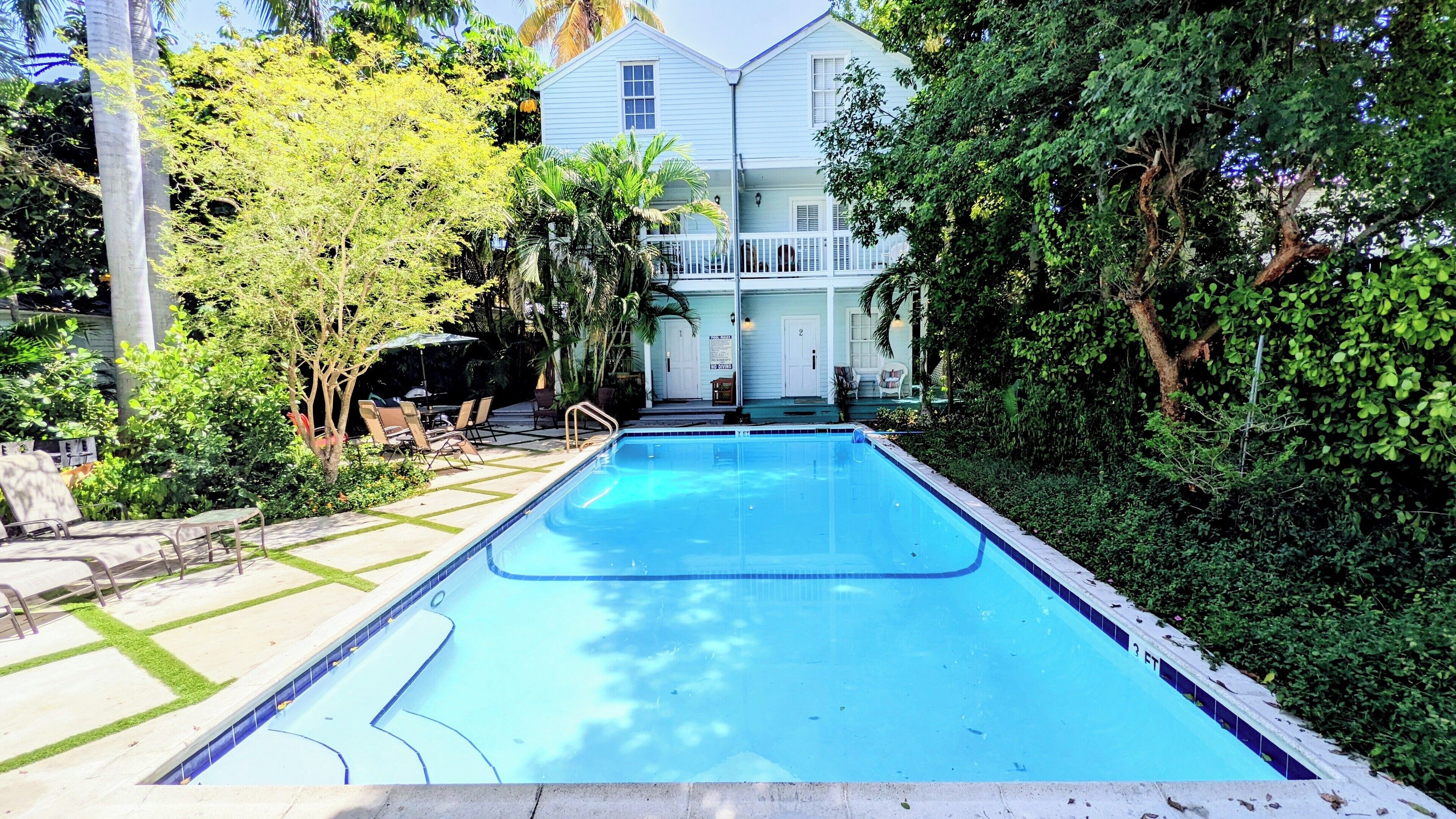 The Cathouse, an Old Town tropical poolside oasis with ample room for everyone!