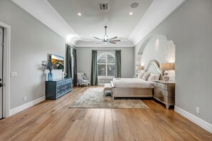 6 chambres, fer et planche à repasser, Wi-Fi gratuit, draps fournis