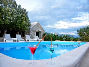 House, Smoking | 2 bedrooms - Holiday Houses, Villas Tonka - With Pool (Pucisca)