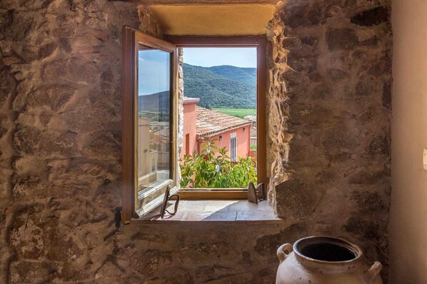 Interior - Casa de Pedra - Country house in the Alt Empordà (Cantallops)