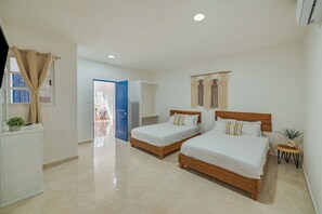 1 habitación y caja de seguridad en la habitación 