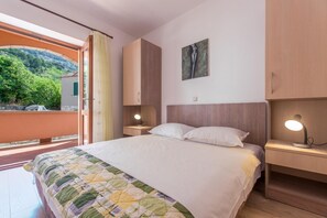 Huoneisto, tupakointi sallittu | 3 makuuhuonetta