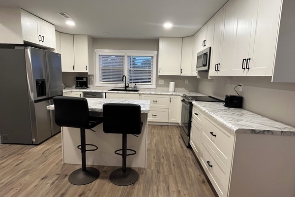 Refrigerador, microondas, horno y lavavajillas