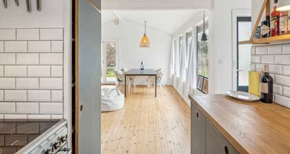 Charming cottage in Raageleje