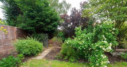 Spacious Family Bungalow with Garden for up to 7