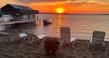 MN cabin escape. 2 cabins on exclusive DL shore