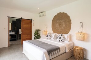 Deluxe Villa, 5 Bedrooms, Private Pool, Pool View - House of Bagera by Alfred in Bali (Seminyak)