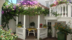 Apartment - Ksenija - With Garden BBQ - SA2 2 1 (Vodice)