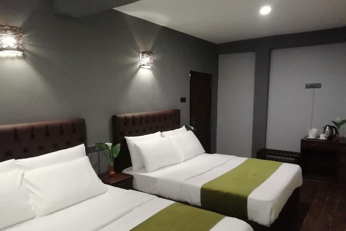 Deluxe Quadruple Room, 2 Queen Beds, Non Smoking, Mountain View