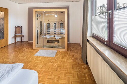 Ferienhaus 'Haus am Twistesee' mit Terrasse, Garten & WLAN