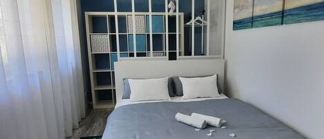 1 bedroom, free WiFi, bed sheets