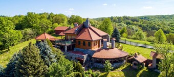 Hunting Lodge Zagorje Hills Retreat, Ribnjačka, Croatia