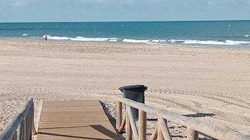 Vlak bij het strand