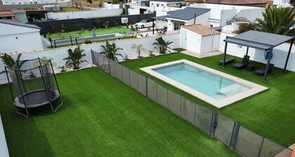 Wanderlust Chalet in Chiclana