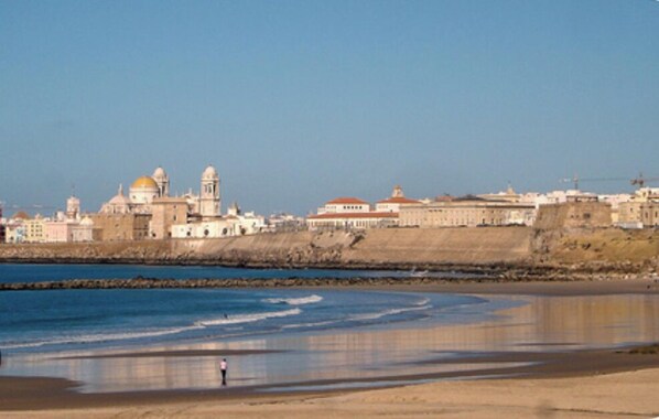 Beach nearby - Apartment Dani Home (Cádiz)