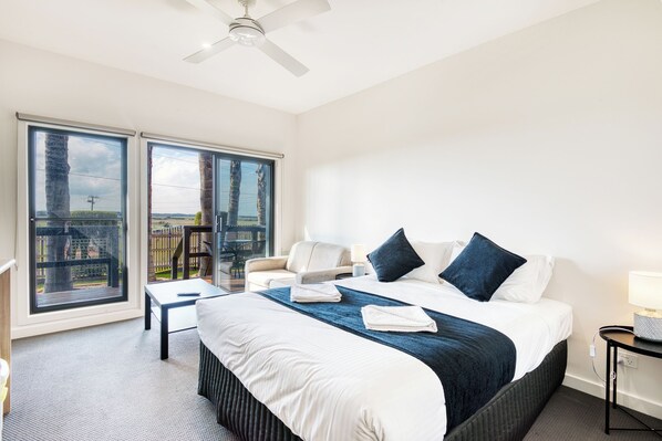 غرفة سوبيريور | مكواة/لوح كي وواي فاي مجانًا