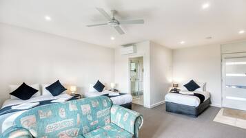 1 bedroom, iron/ironing board, free WiFi