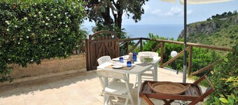 Ancoretta cottage between sea and nature