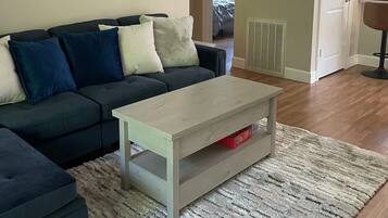 Smart TV, video games