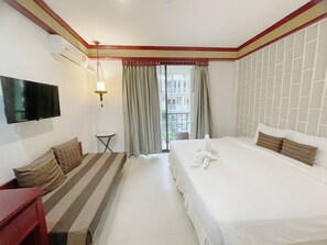 Room - The Top Patong Resort (Patong)